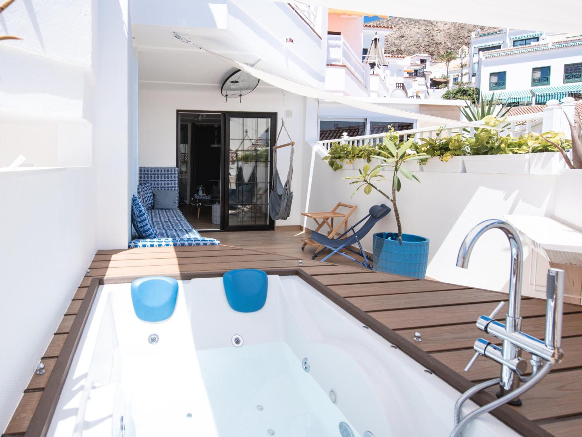 Wow Apartment With Private Jacuzzi And 2 Terraces In Los Christianos Los Cristianos  Eksteriør billede